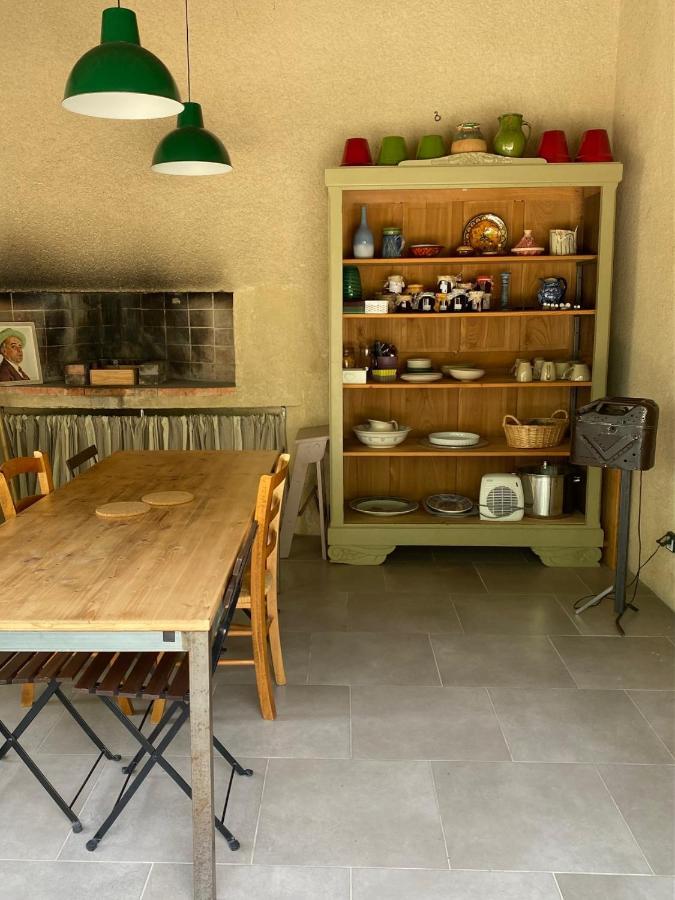 Les Chêneslierres Lourmarin Exterior foto