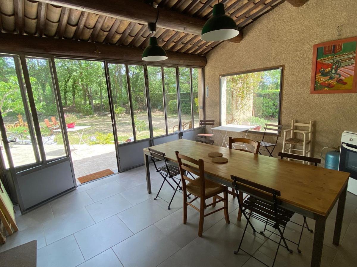Les Chêneslierres Lourmarin Exterior foto